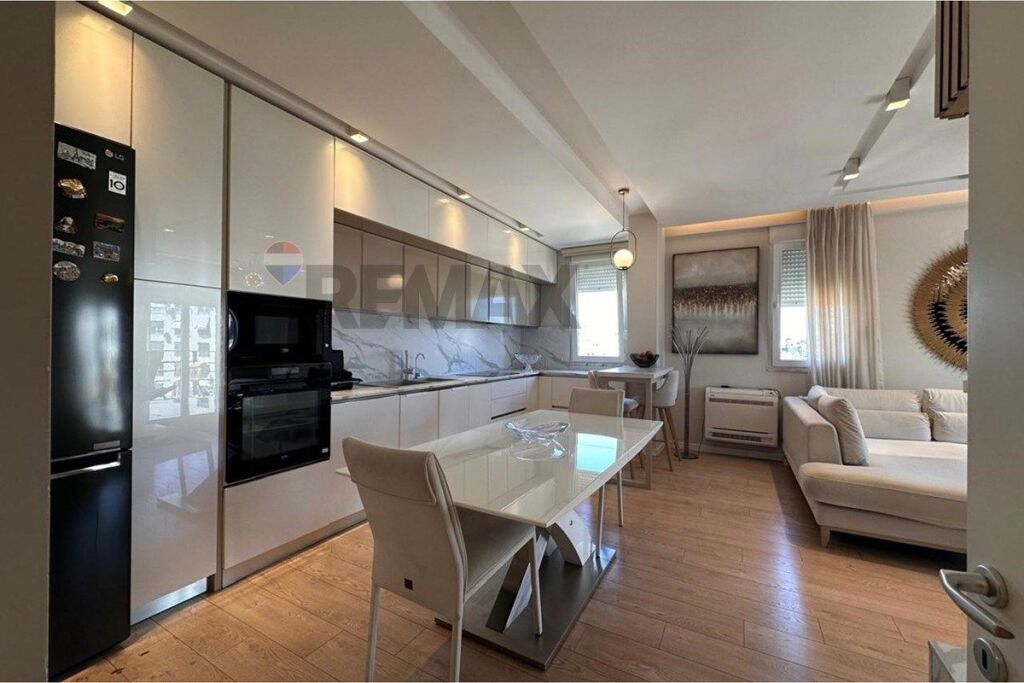 Appartamento - In Vendita - Via Mihal Grameno ID: 530571009-120