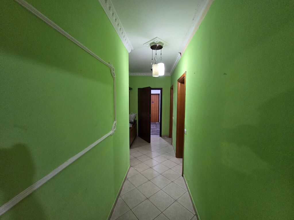 Apartament 2+1+2 me Qira Astir Rruga Mikel Maruli