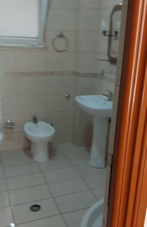 Affitto | Apartament 2 + 1 | Bulevardi I Ri | 500 €/mese