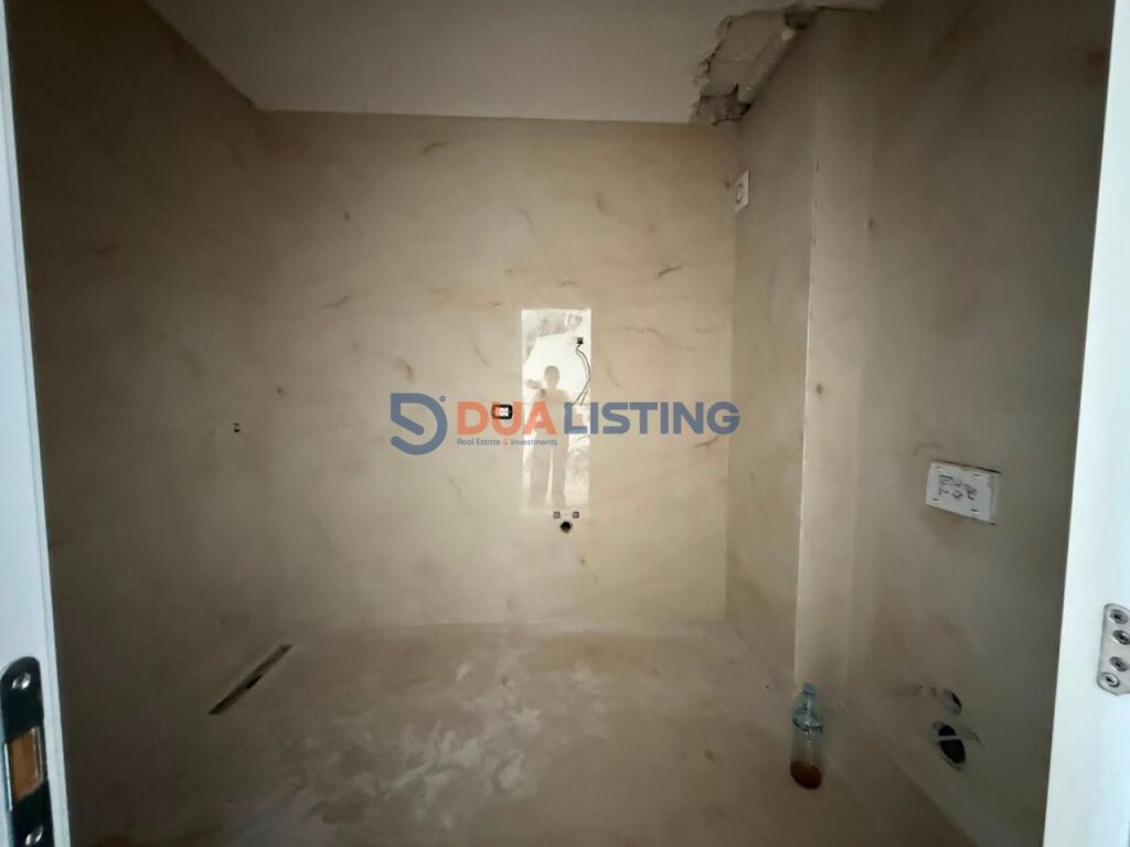 Offriamo in vendita appartamento 2+1 al Garden Residence Turdiu, ex Campo di Aviazione.