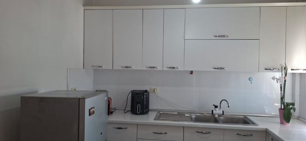 Affittasi Appartamento 2+1+1 con Balcone