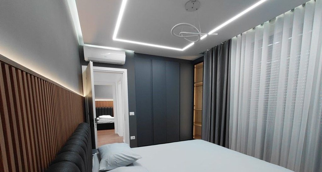 JEPET APARTAMENT 2+1+2 TEK ISH FUSHA!