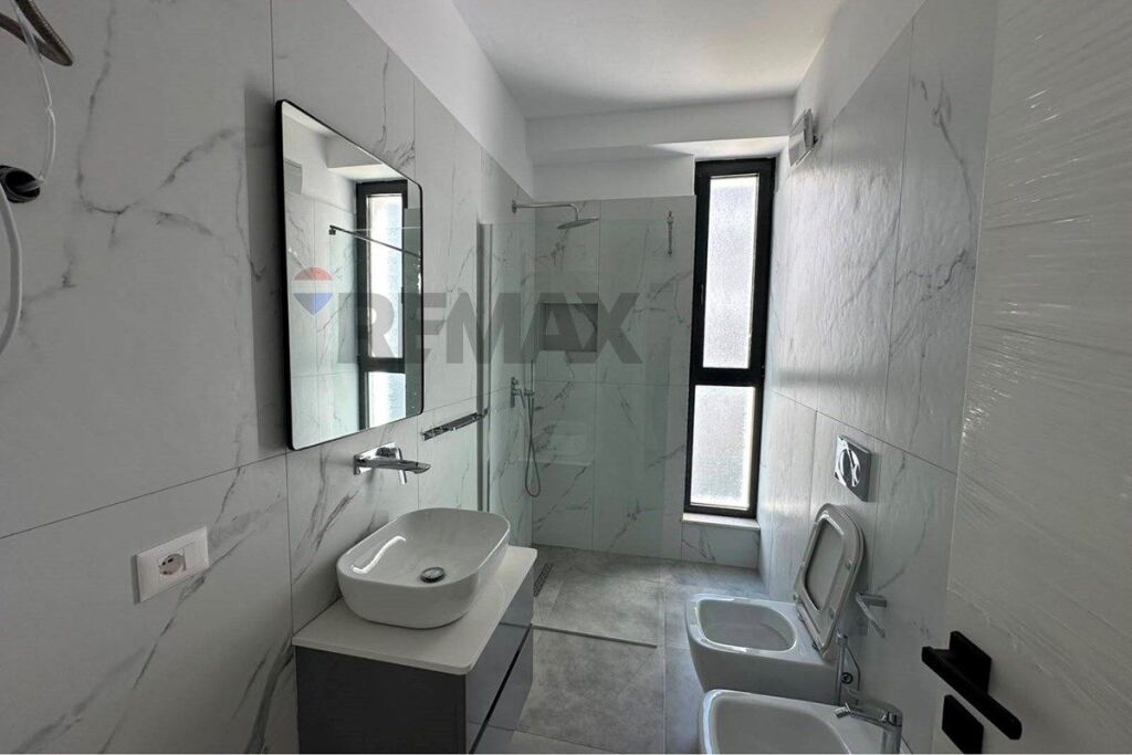 Appartamento - In Affitto - Via Jordan Misja, Tirana(ID: 530261060-2083)