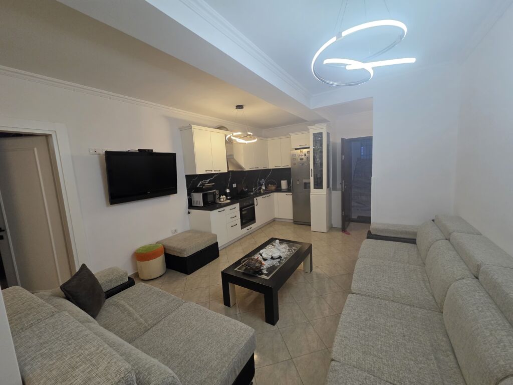 📍May 5 Apartment 2+1+2 + Verandas For Rent