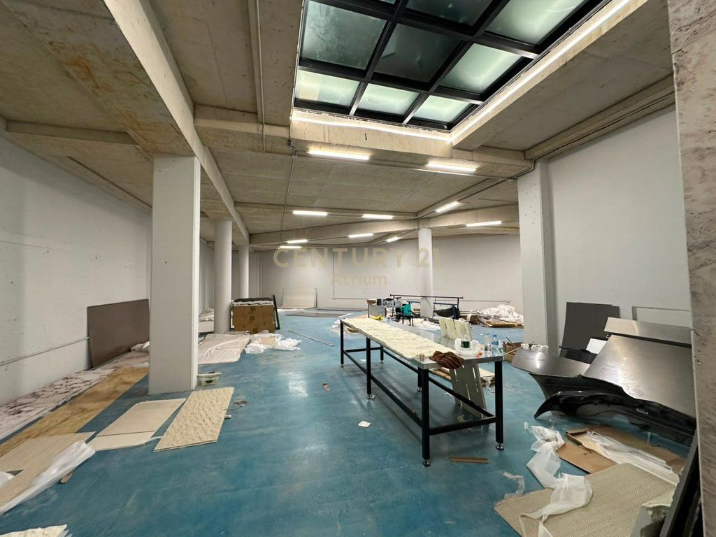 TIRANA-DURRES HIGHWAY, COMMERCIAL BUILDING FOR RENT IN FRONT OF QTU!!!