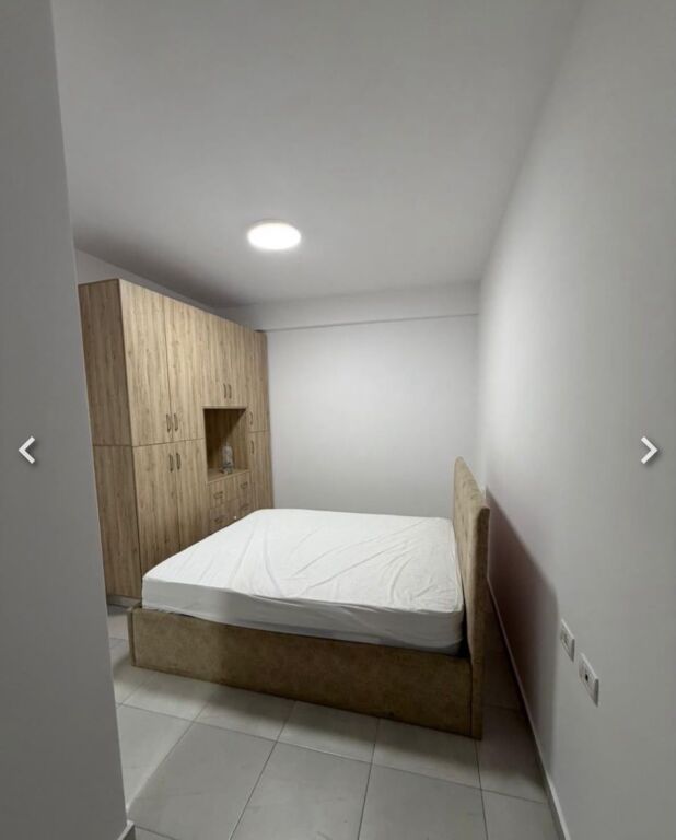 Jepet me qera Apartamenti 2+1 , perballe Spitalit Amerikan 3 Kompleksi Golden Park 600 mije leke te vjetra