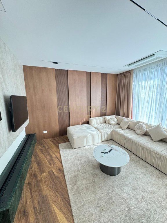 LAKE VIEW, APARTAMENT 3+1+POST PARKIMI PER QIRA