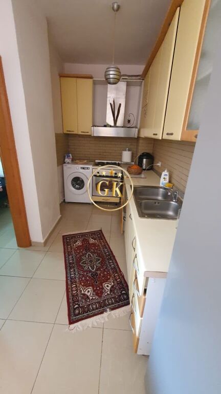 🏡 APARTAMENT ME QERA  PLAZH DURRES VIJE  E PARE