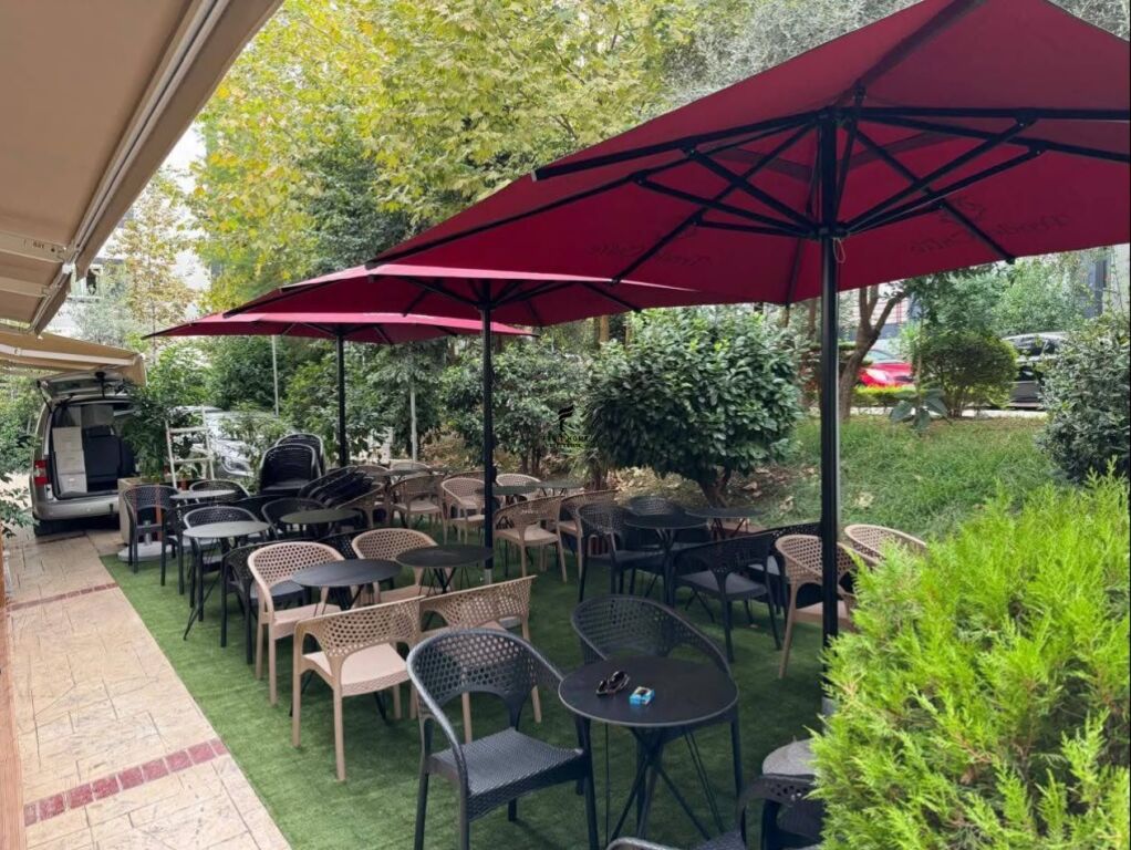 LOKAL ME QERA 150M2 LIQENI I THATE 120.000 LEKE FH-83752