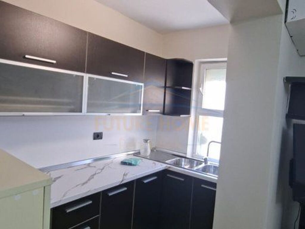 Shitet, Apartament 1+1, Alidem, Tiranë.