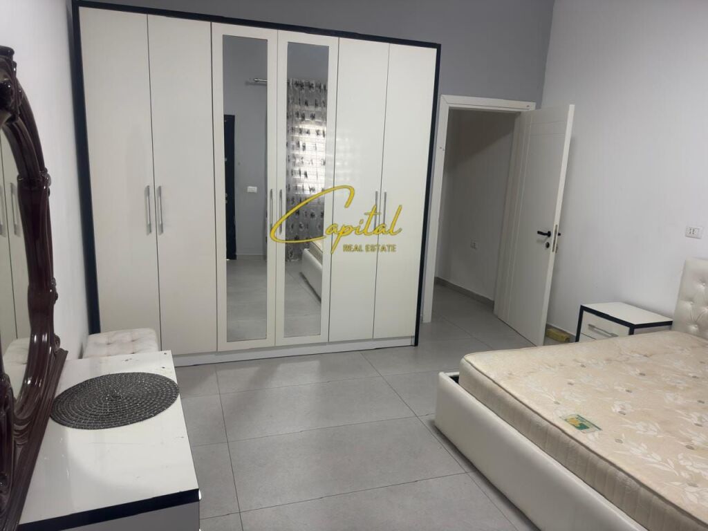 APARTAMENT ME QIRA 3+1+2 FRESKU 55.000 LEKE