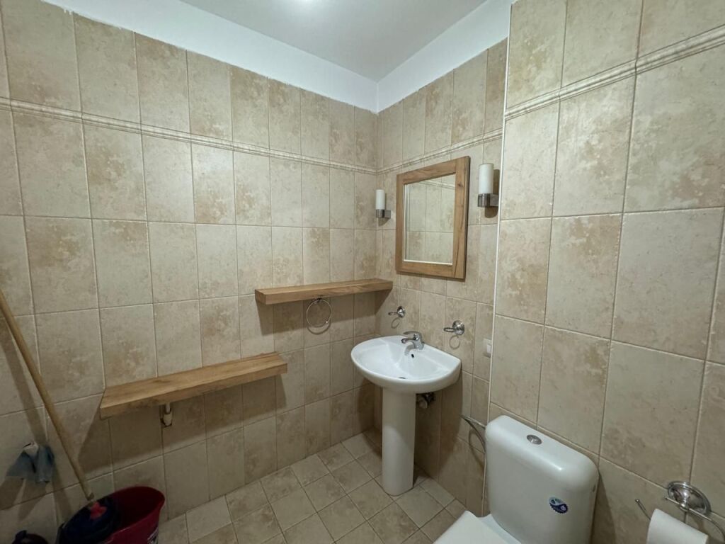 🏡 Apartment 1+1 for Rent – Behind Hotel Mondial, 21 Dhjetori