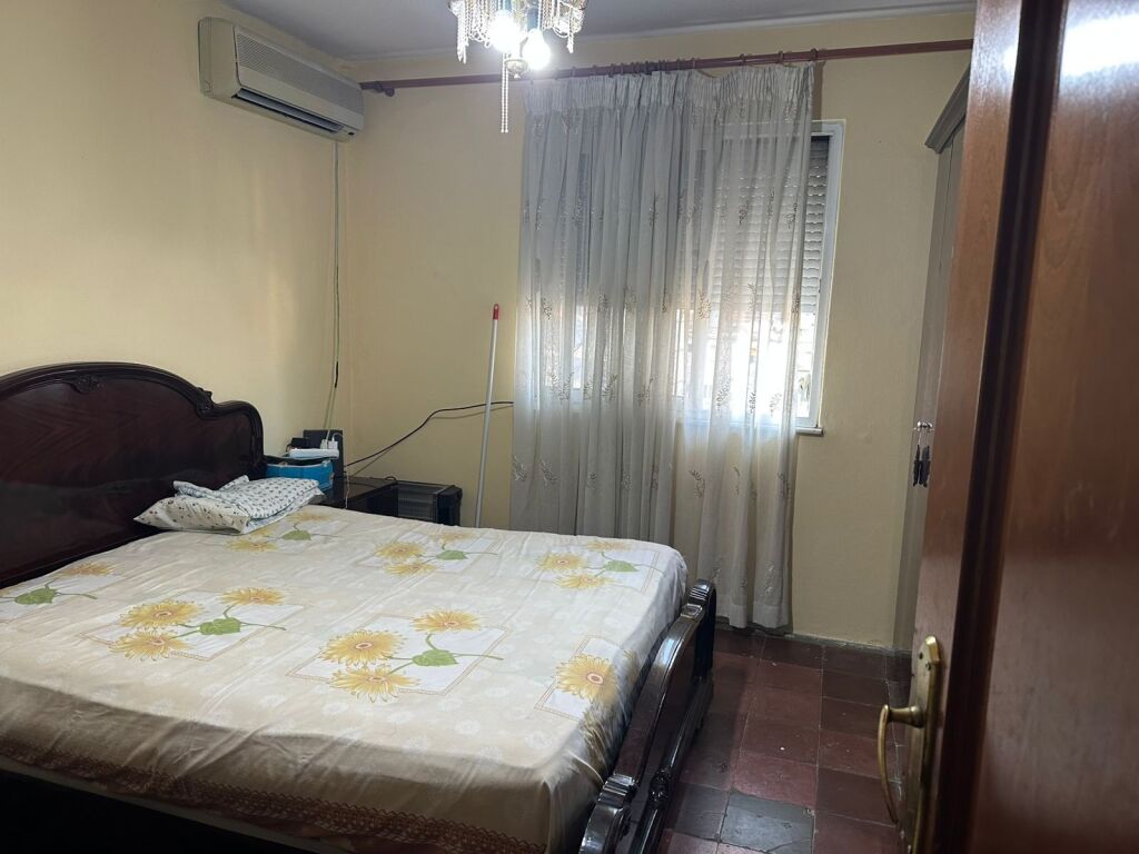 In the Ali Demi area, a 1+1 furnished apartment is for rent, 35,000 Leke   
