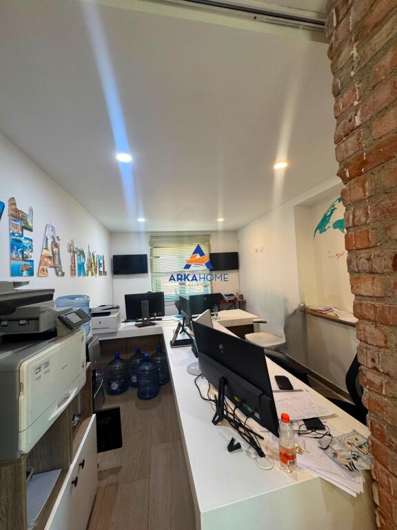 BUSINESS PREMISES FOR SALE 60M2 "MUHAMET GJOLLESHA STREET" 260,000 EURO