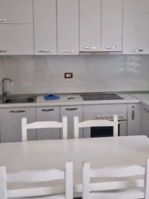 Appartamento 2+1 in affitto – Via Teodor Keko, vicino all'Hotel Marinaj !