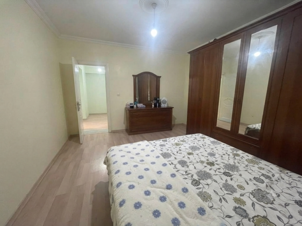 Qera, Apartament 1+1 (i konvertuar në 2+1), Rruga Mihal Grameno, Tiranë.