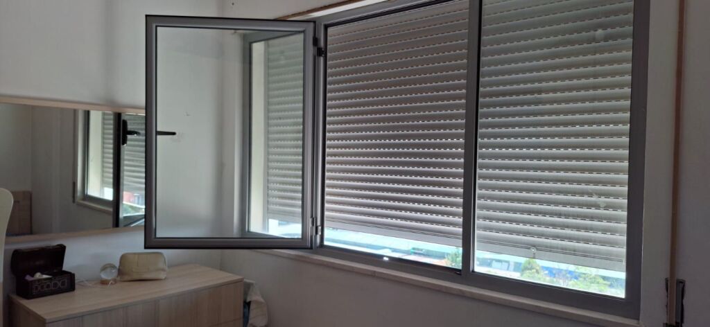 Affittasi Appartamento 2+1+1 con Balcone