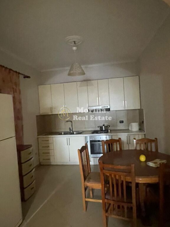 Qera | Vilë 2 + 1 | Selitë | 500 €/muaj