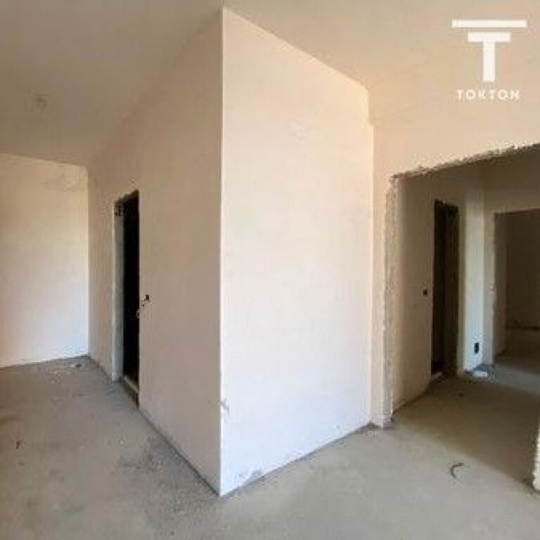 SHITET, APARTAMENT 3+1+2, RIVERSIDE RESIDNECE, RRUGA: "STAVRI THEMELI", TIRANË