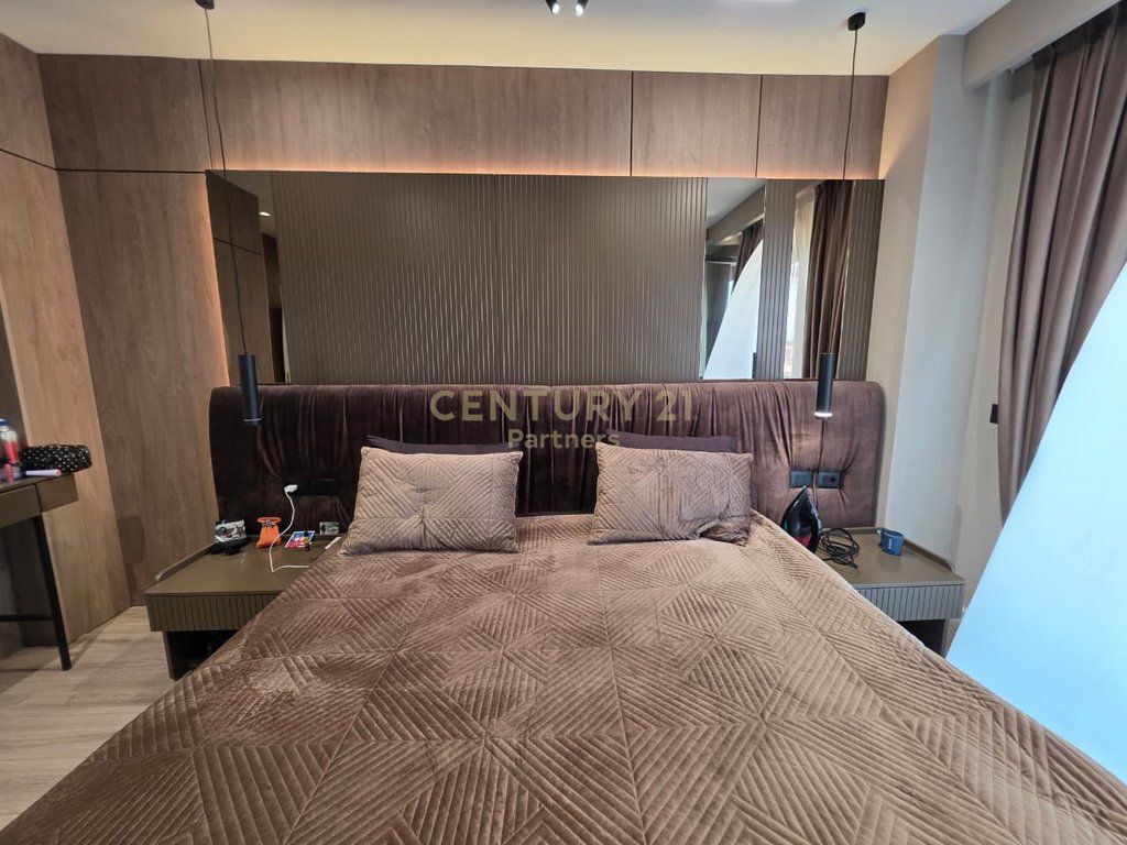 *FOR SALE APARTMENT 2+1+2&amp; PARKING SPACE – FORMER AVIATION FIELD, TIRANA