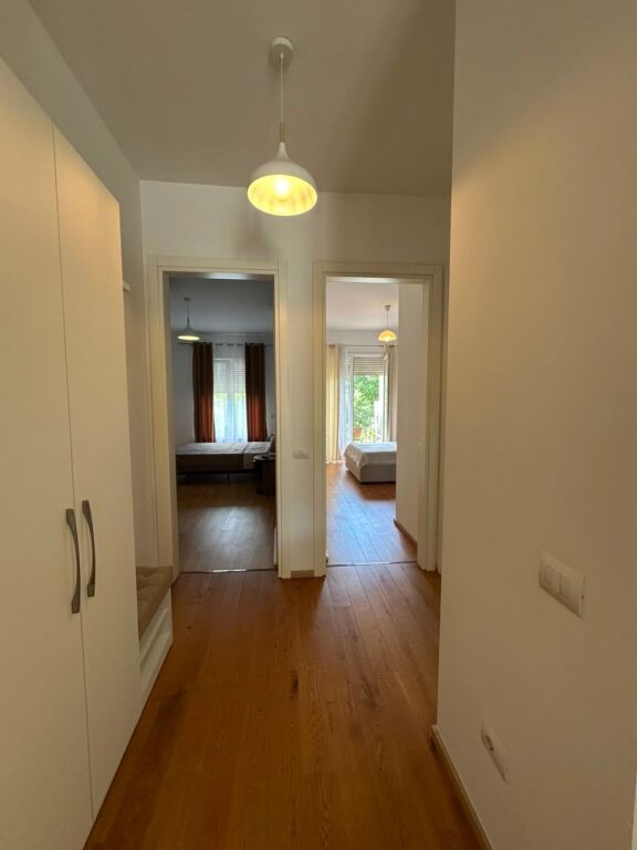 Jepet me qira apartament 2+1+2