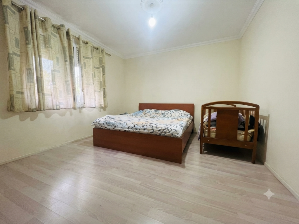 Qera, Apartament 1+1 (i konvertuar në 2+1), Rruga Mihal Grameno, Tiranë.