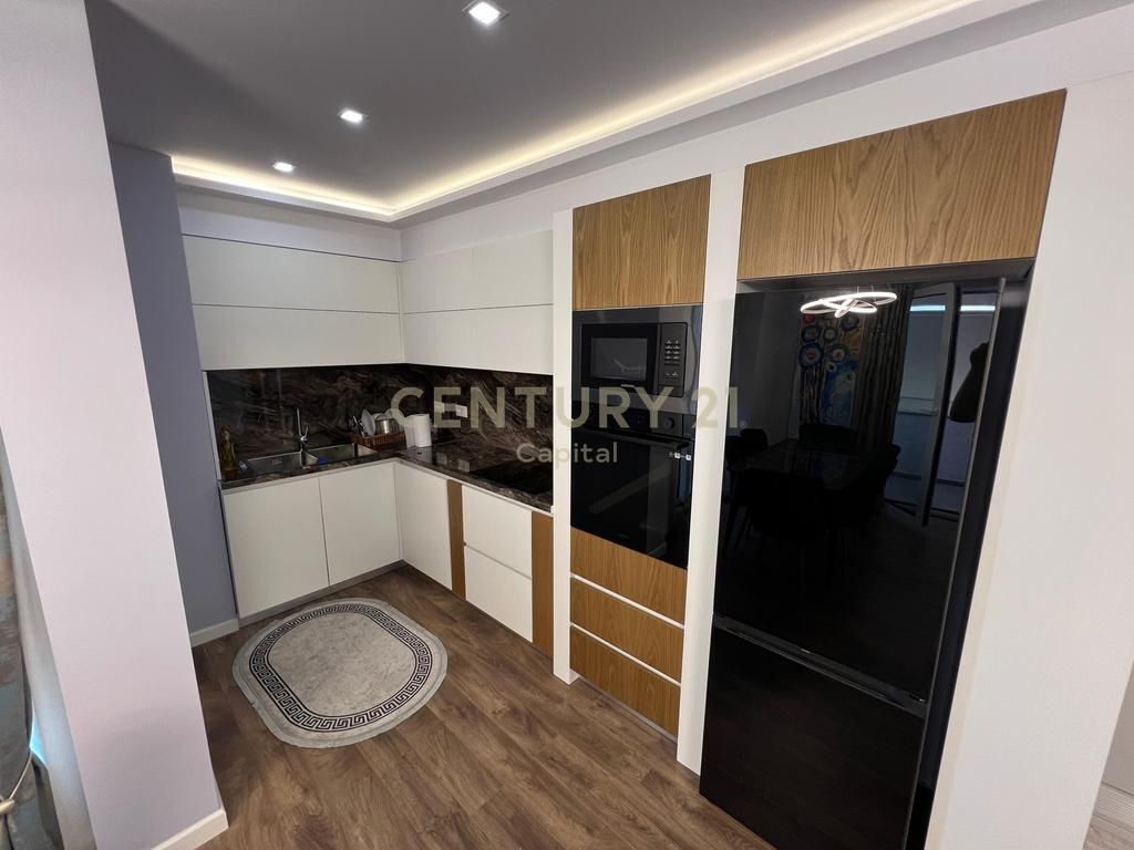 Apartament i investuar 2+1 me qira në Laprakë, Tiranë