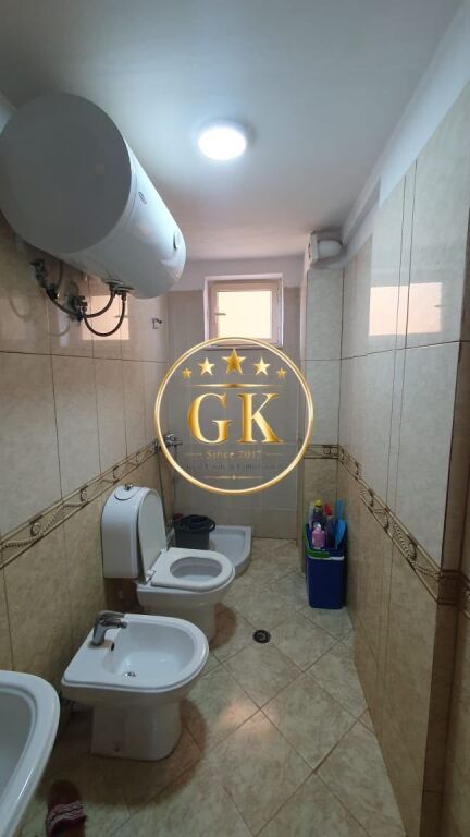 🏡 APARTAMENT ME QERA  PLAZH DURRES VIJE  E PARE