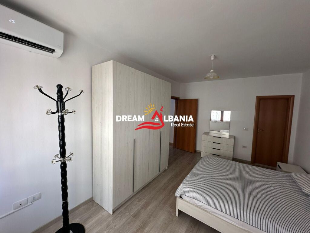 Affitto, ID 4221332, Appartamento 2 + 1, Via di Kavajes, Tirana
