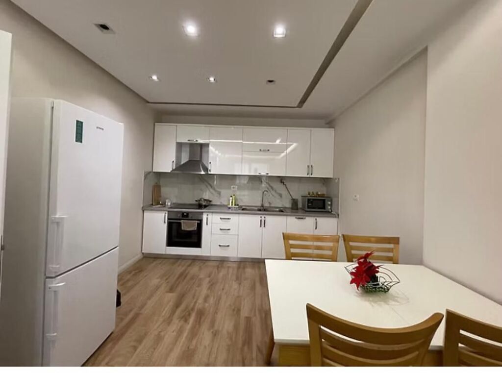2+1 apartment for sale at Kika 2 near Komuna e Parisit.