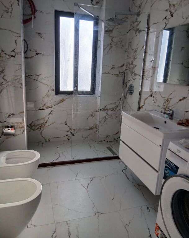 Jepet me qira apartament 2+1 në Fresk!
