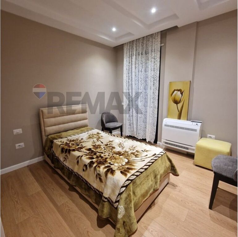 Ish Venue, Apartament 3+1 per qira 80000 Lek