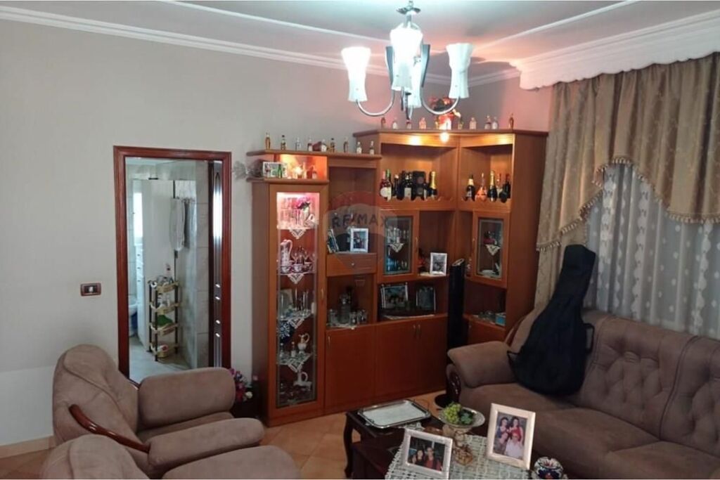 Private house