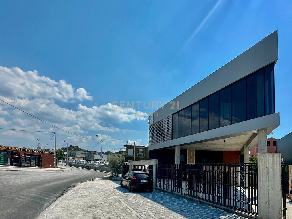 TIRANA-DURRES HIGHWAY, COMMERCIAL BUILDING FOR RENT IN FRONT OF QTU!!!