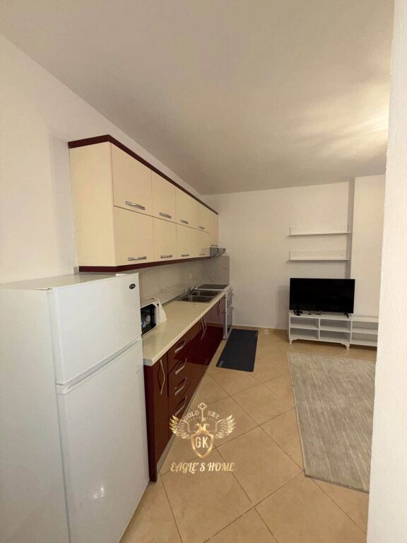 🏡 IN VENDITA 1+1 + 2 balconi 📍Shkembi Kavajes molto vicino al mare