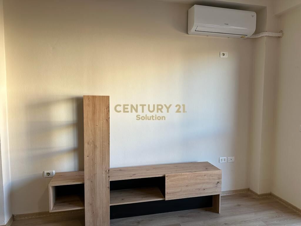 FOR RENT APARTMENT 2+1+2 TOILETS NEAR THE BOTANICAL GARDEN! 500 € /Month