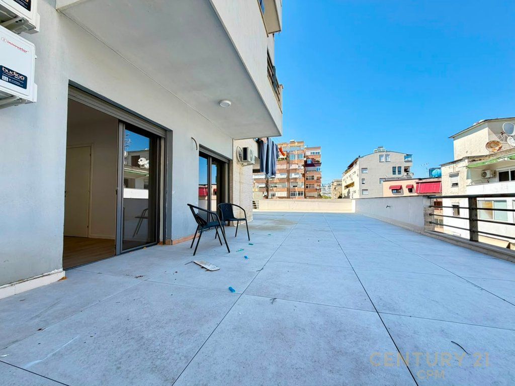 OFFICE FOR RENT AT DINAMO STADIUM!