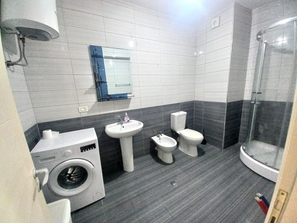 Affitto | Apartament 1 + 1 | Kthesa Kamzës | 390 €/mese