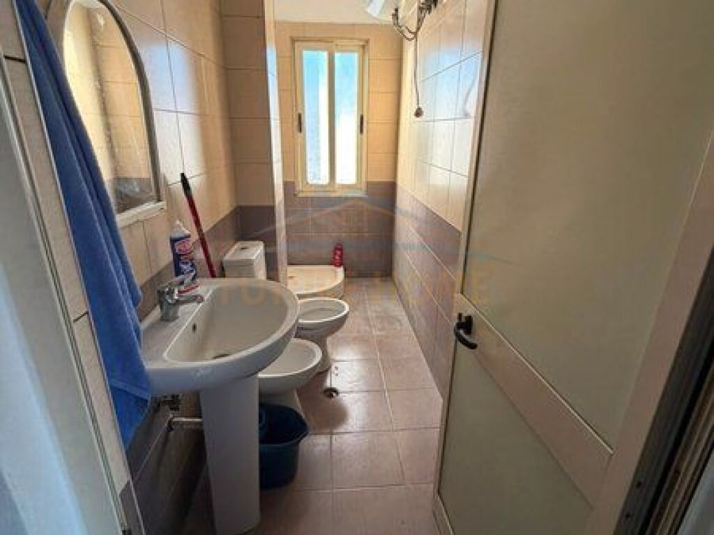 Shitet Apartament 2+1, Misto Mame