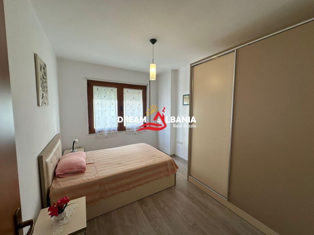 Affitto, ID 4221332, Appartamento 2 + 1, Via di Kavajes, Tirana
