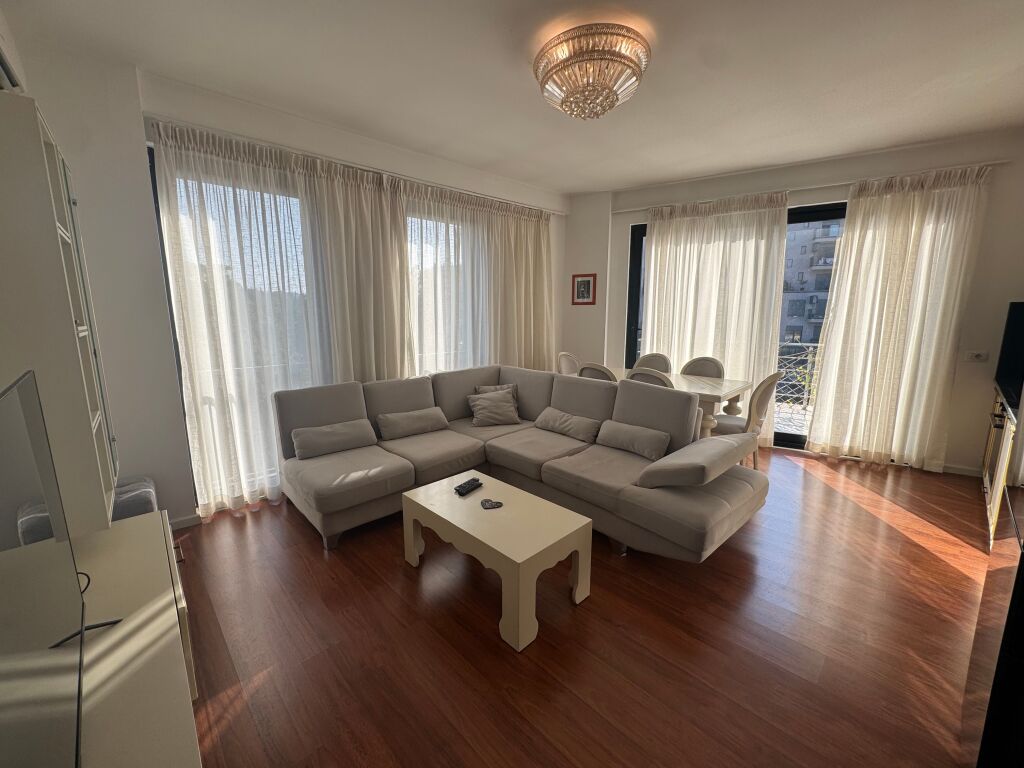 Appartamento 2+1 in affitto in Via Elbasan