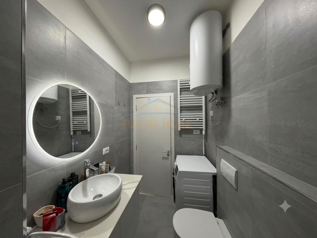 Shitet, Apartament 1+1, Fresku, Prane 2 Luaneve