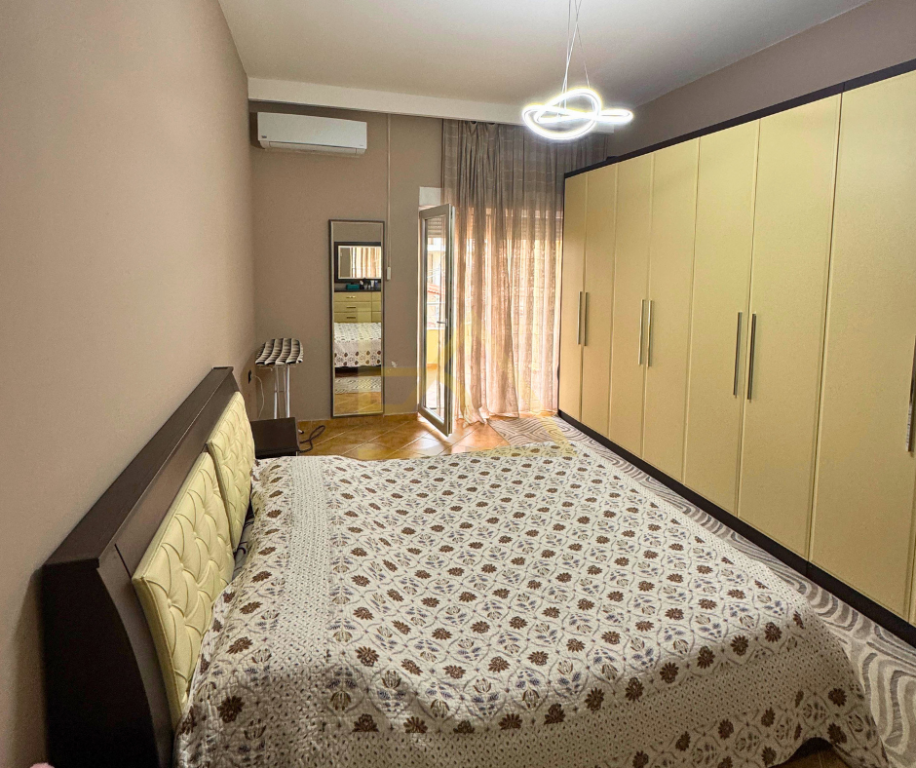 Apartament 1+1 për Shitje – Lungomare, Vlorë