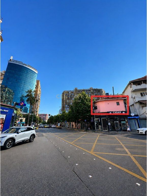 Selvia - Two-Story Building For Rent For Hostel Or Mini Hotel In The Heart Of Tirana And By The Road