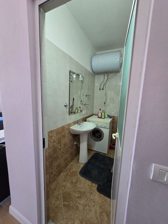 SHITET GARSONIERE NE ILIRIA PLAZH DURRES 52000 EURO