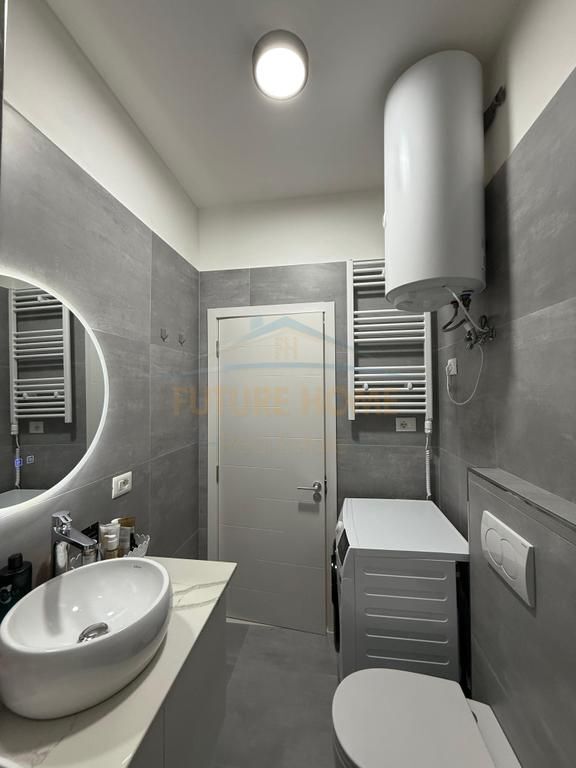 Shitet, Apartament 1+1, Fresku, Prane 2 Luaneve, Tiranë