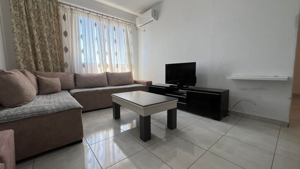 QERA APARTAMENT 2+1+2  AFER RESTORANT FRESKUT
