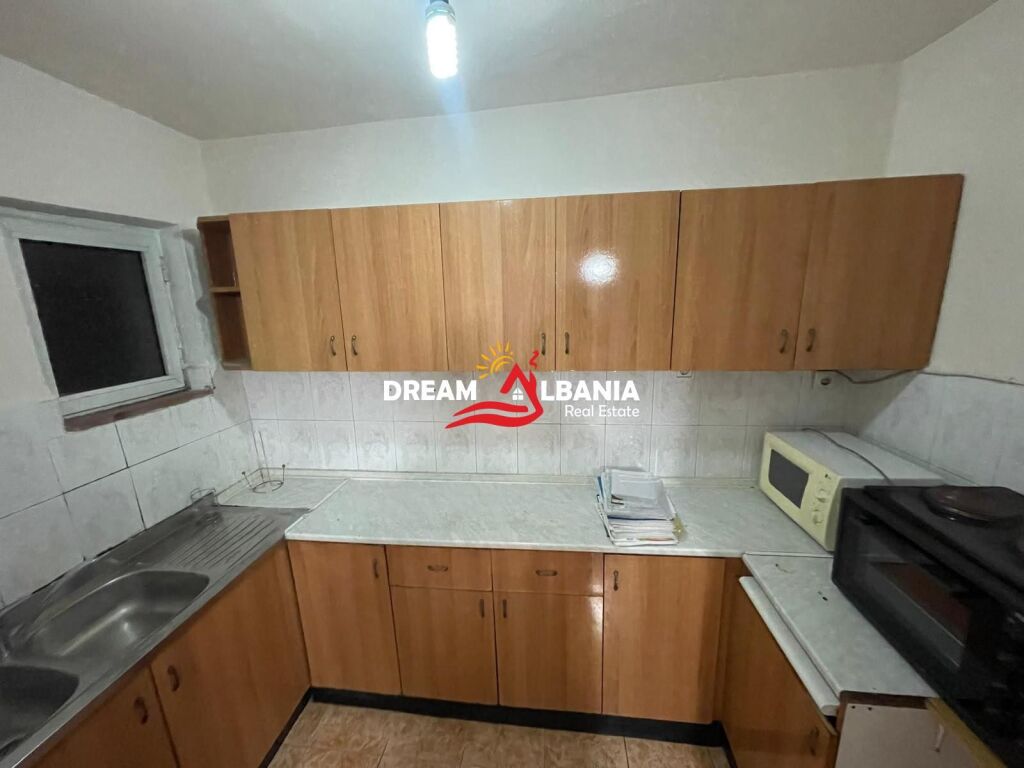 Appartamento 2+1 in vendita in via Elbasani, vicino al centro (ID 5129002)