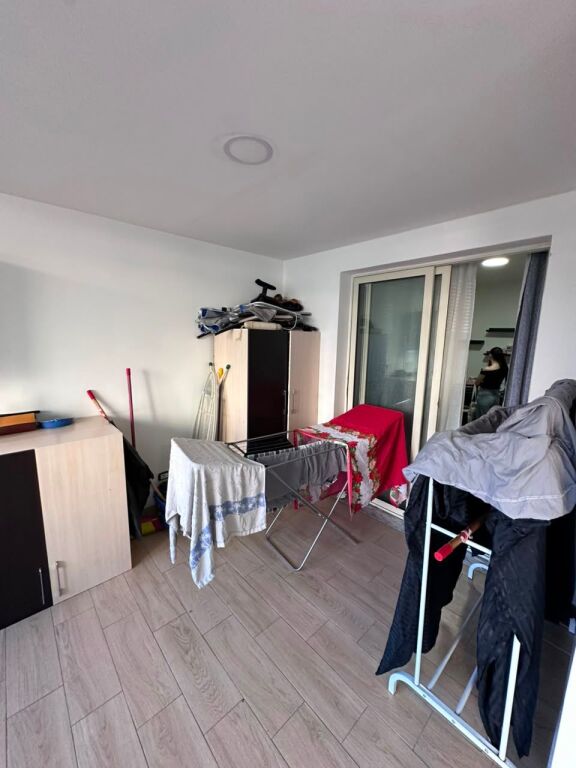 SHITET APARTAMENT 3+1+2 NE ZONEN E ISH RAJONIT, DURRES
