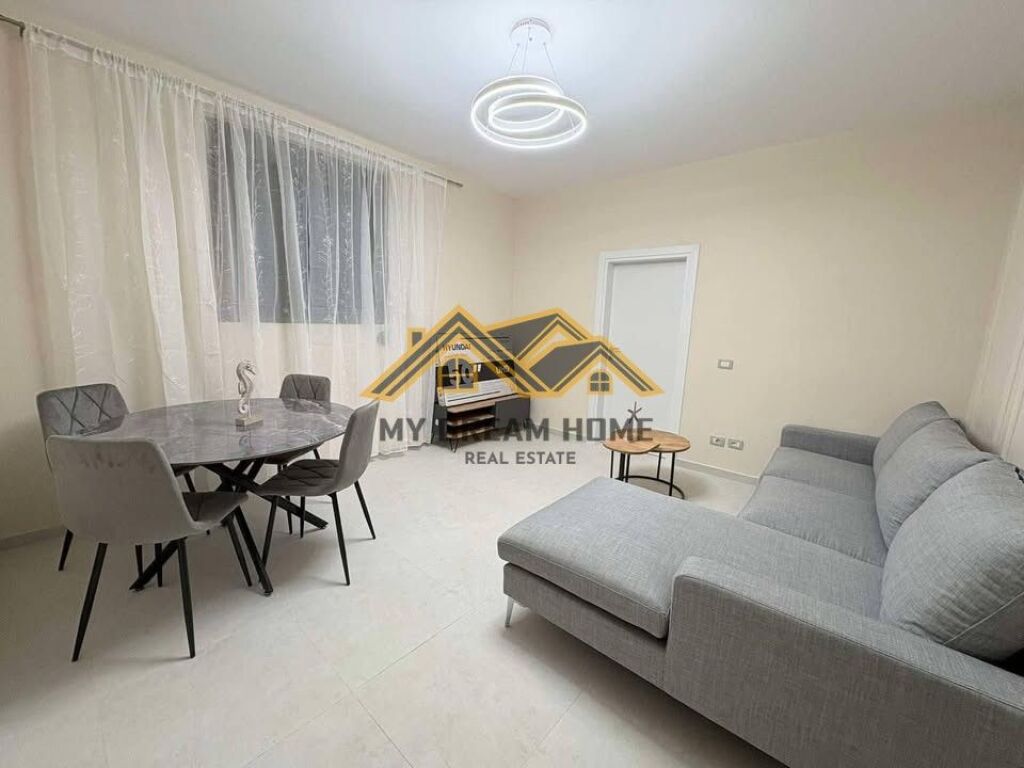 APPARTAMENTO 1+1 SULLA SPIAGGIA DI DURRËS, IN VENDITA!